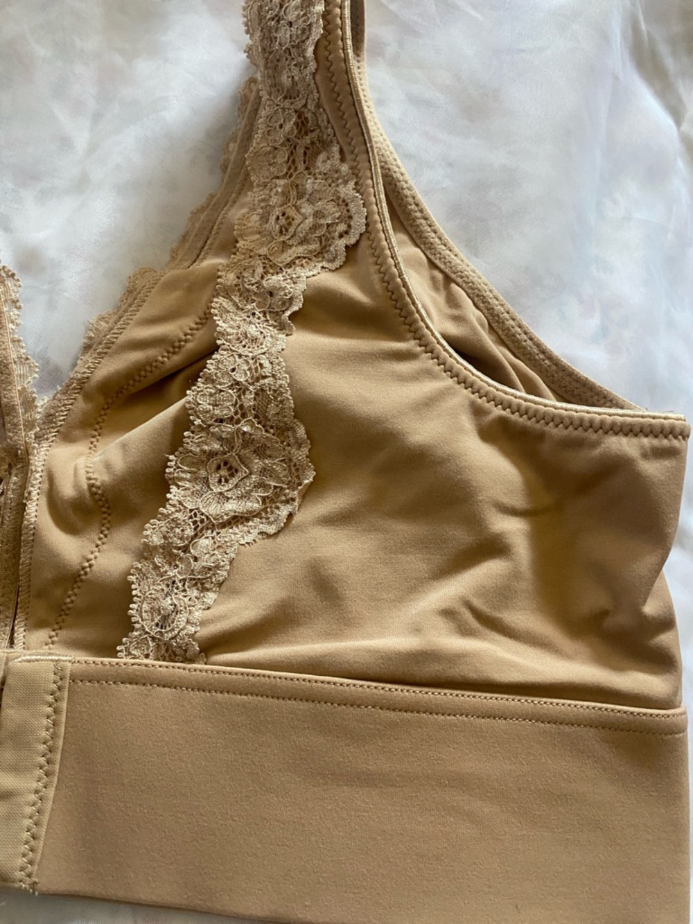 Soma Lace-Trim Wireless Bralette in Tan - Picture 10 of 12